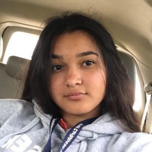 Meet your Posher, Gaby